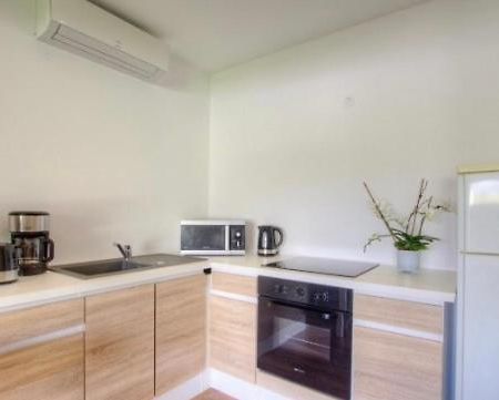 Appartement Tranquille En Bas De Villa Afa Exteriér fotografie