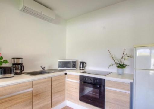 Appartement Tranquille En Bas De Villa Afa Exteriér fotografie